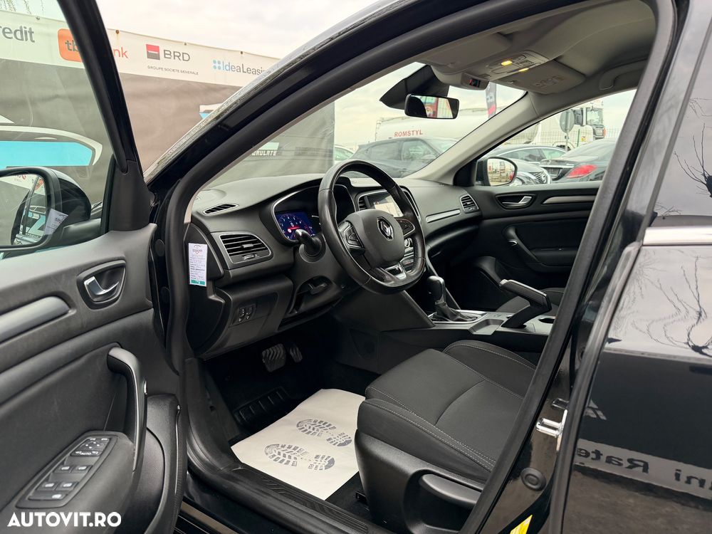 Renault Megane TCe 140 GPF EDC Equilibre - 12