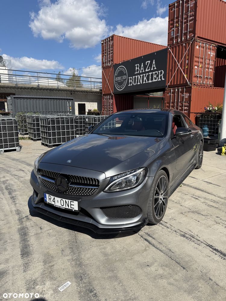 Mercedes-Benz Inny - 1