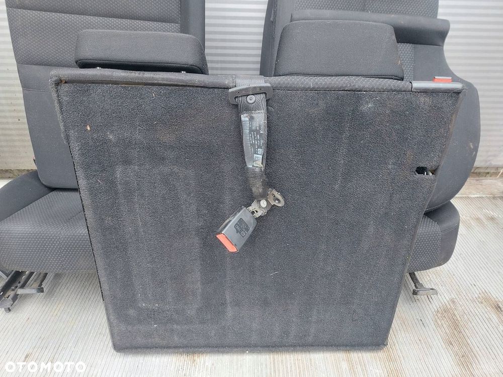 FOTELE KOMPLET LEWY PRAWY KANAPA TYŁ  VOLKSWAGEN PASSAT B6 - 4