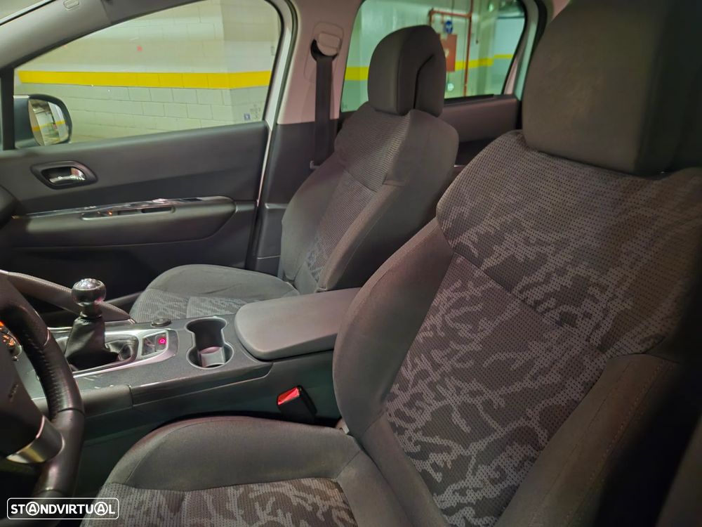 Peugeot 3008 1.6 HDi Style - 25