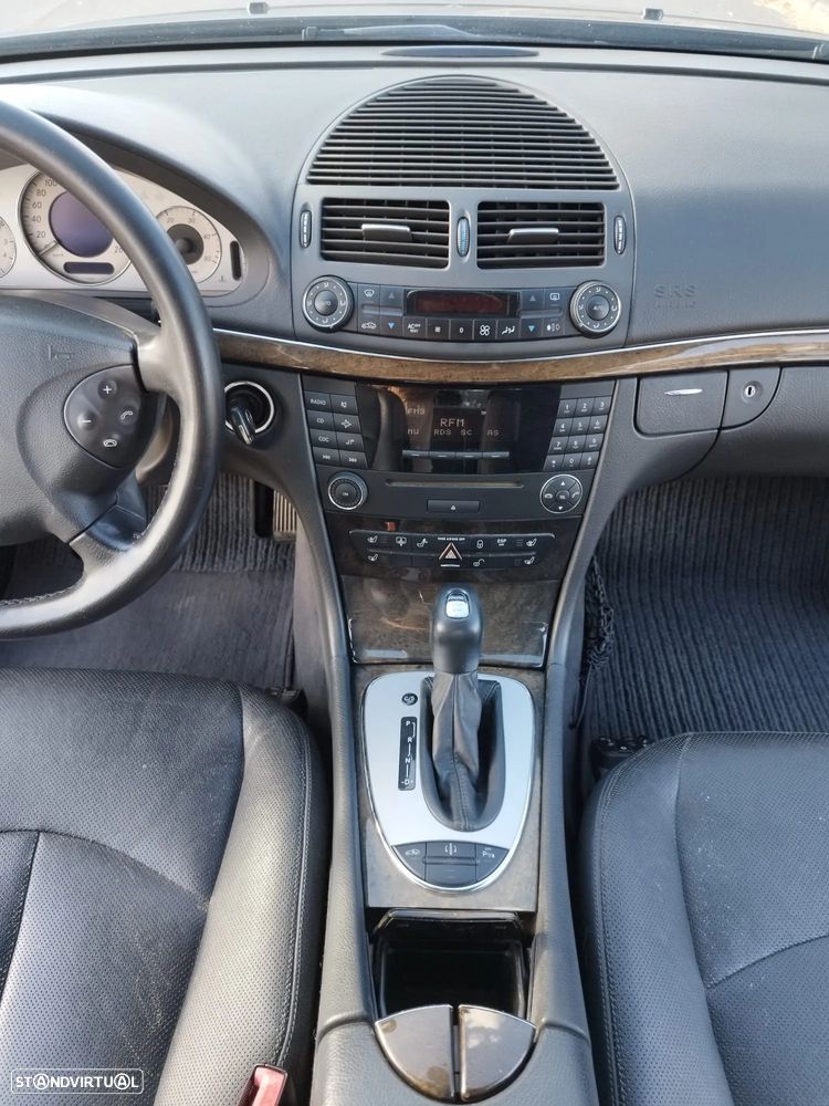 Mercedes-Benz E 320 CDi Avantgarde 4-Matic - 3