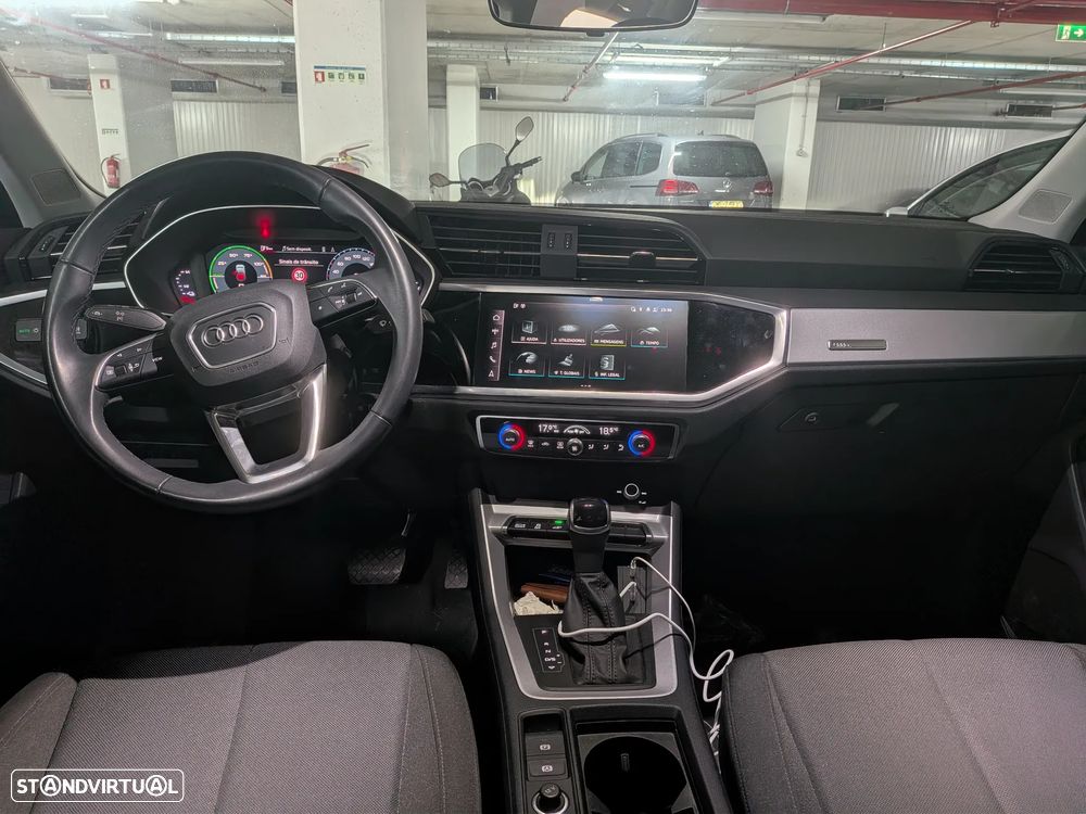 Audi Q3 Sportback 45 TFSIe S tronic - 8