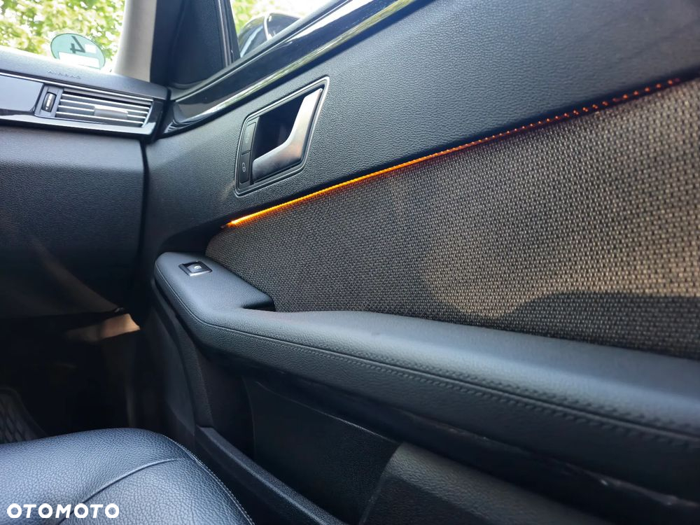 Mercedes-Benz Klasa E 200 BlueEFFICIENCY 7G-TRONIC Avantgarde - 30