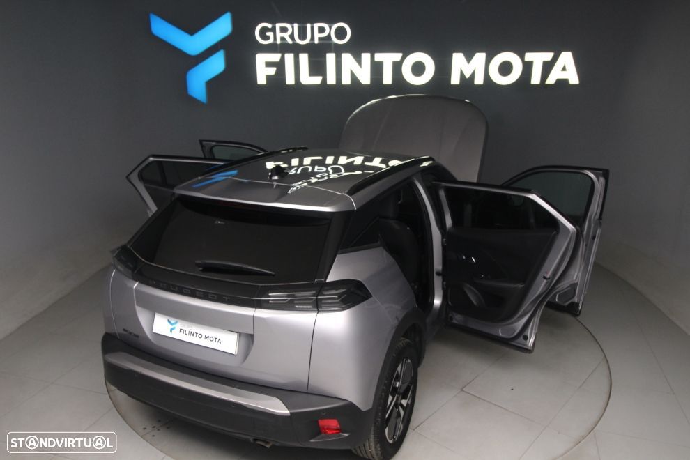 Peugeot 2008 1.2 PureTech Allure - 10