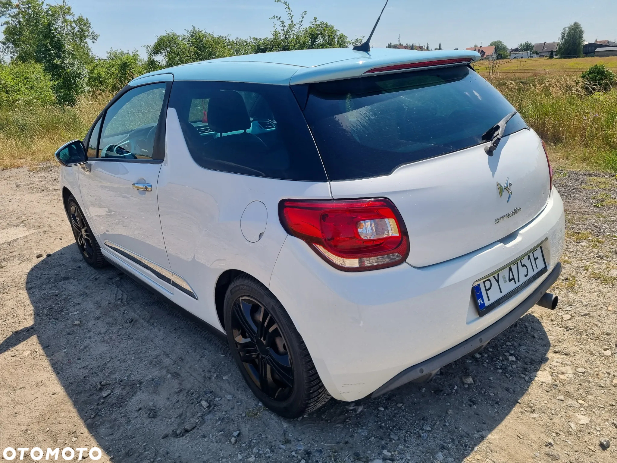 Citroën DS3 1.6 THP SportChic - 3