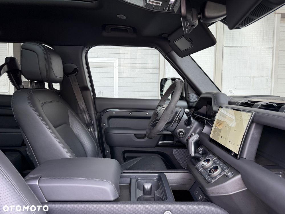 Land Rover Defender 5.0 P525 V8 Carpathian Edition - 25