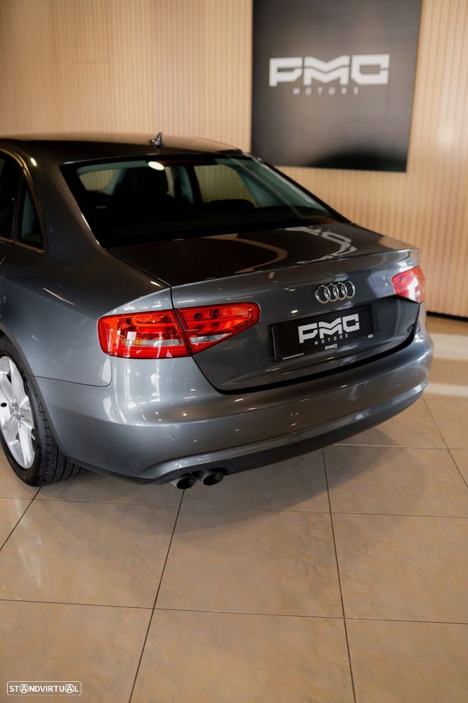 Audi A4 2.0 TDI Advance - 39