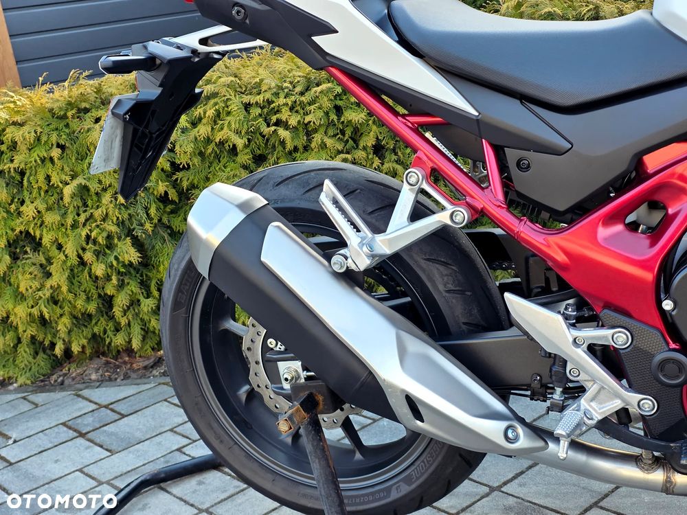 Honda Hornet - 11