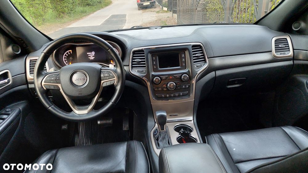 Jeep Grand Cherokee - 8