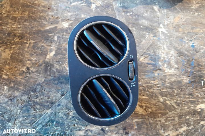 Grila ventilatie bord dreapta 5N0819704A 5N0819704A Volkswagen VW Gol - 1