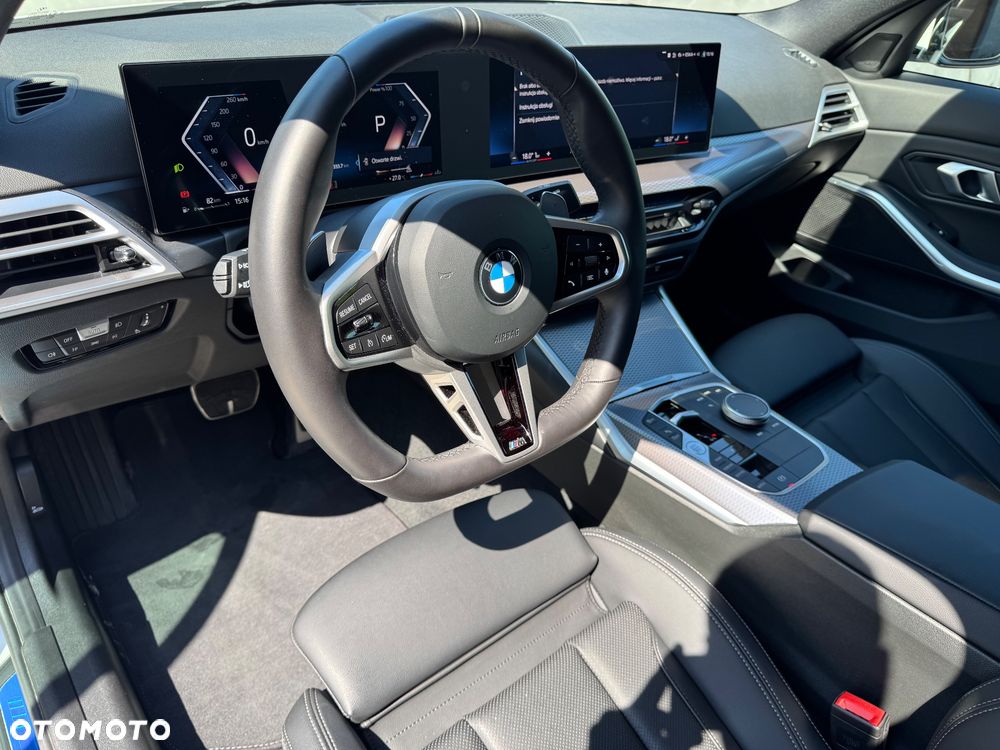 BMW Seria 3 320i M Sport - 13