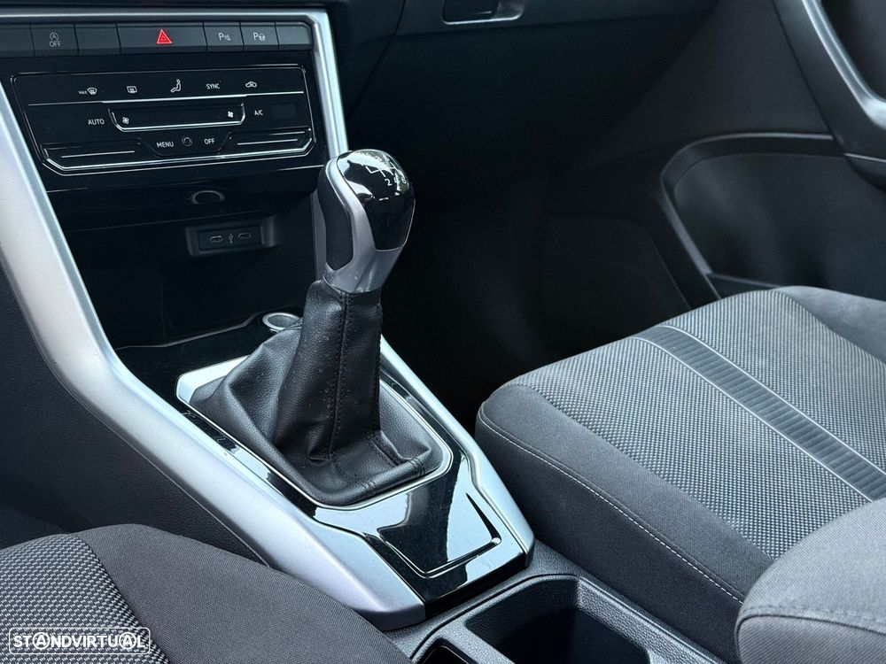 VW T-Roc 1.0 TSI Life - 40