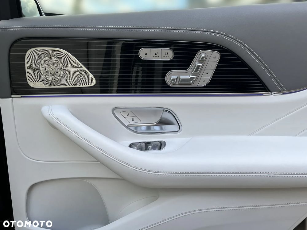 Mercedes-Benz Maybach GLS - 22