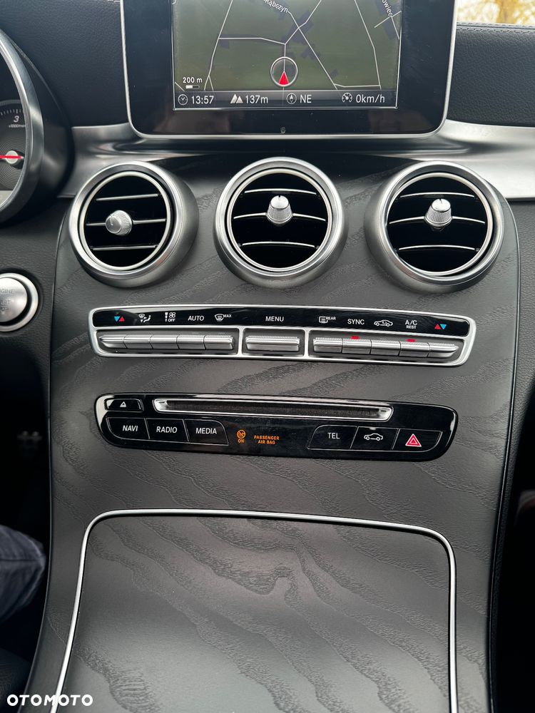 Mercedes-Benz Klasa C 220 CDI DPF Automatik Avantgarde - 30