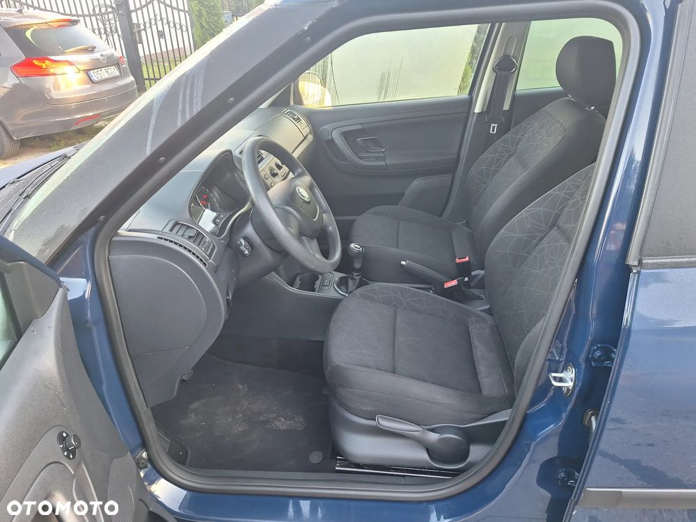 Skoda Fabia - 10