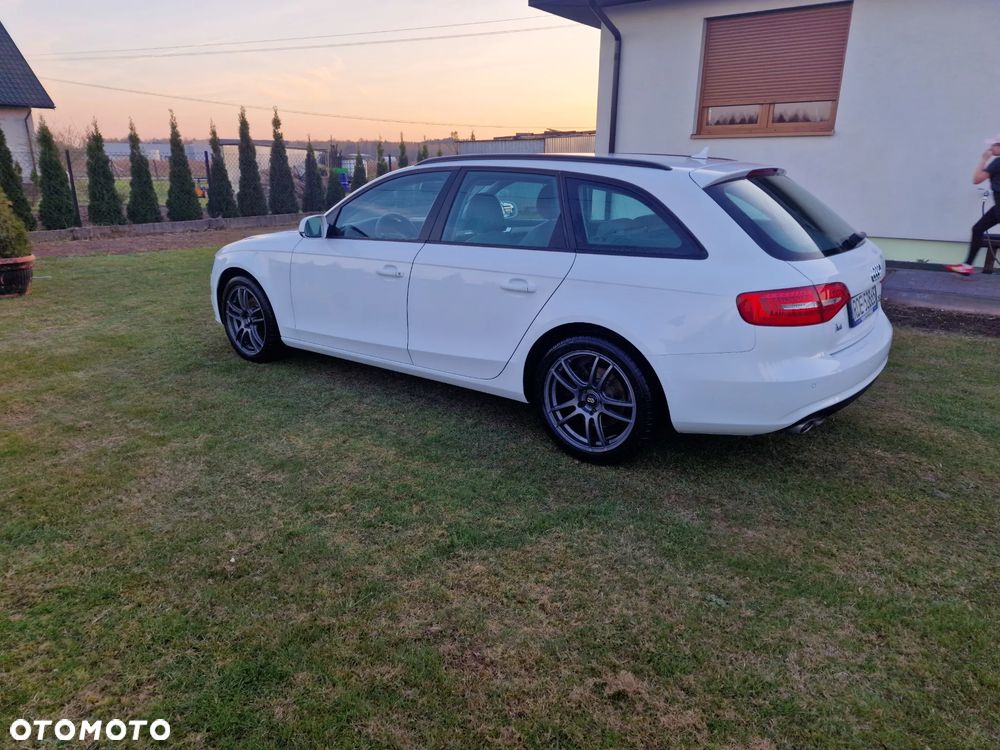 Audi A4 Avant - 5