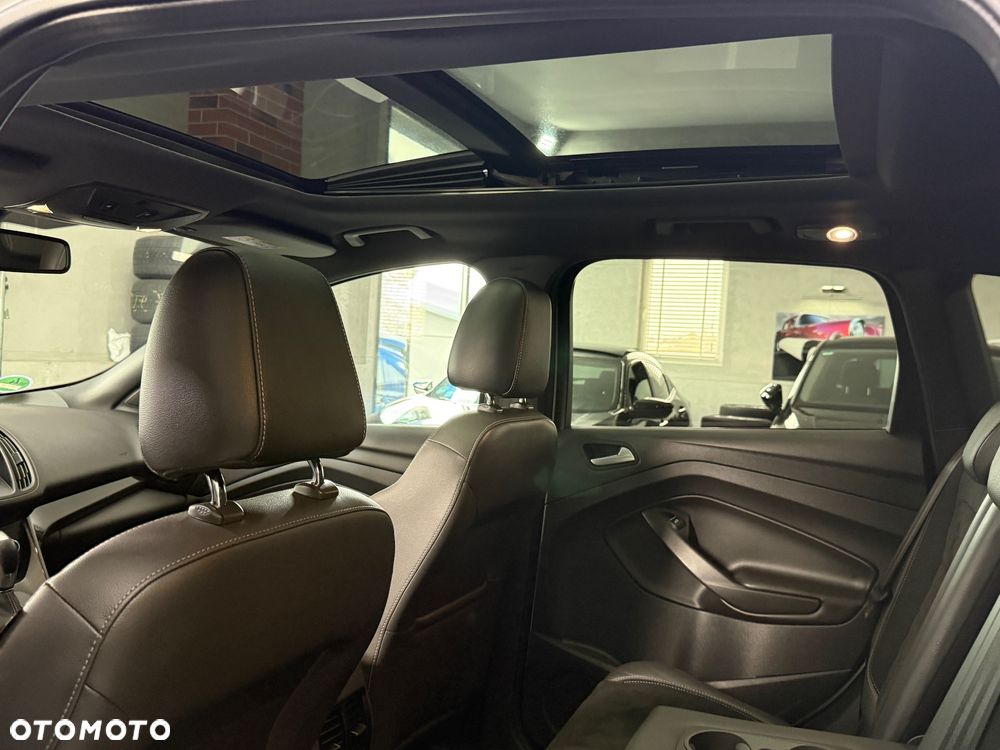 Ford Kuga 1.5 EcoBoost 4x4 ST-Line - 16