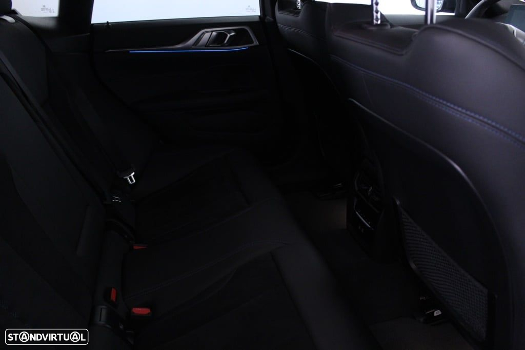 BMW i4 eDrive35 Pack Desportivo M - 15