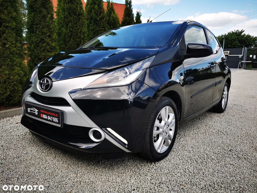 Toyota Aygo x-wave - 34