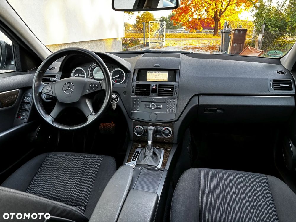 Mercedes-Benz Klasa C 180 Kompressor Automatik Elegance - 30