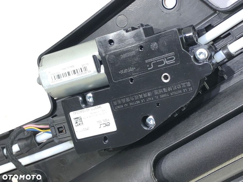 ROLETA DACHU SZYBERDACHU PANORAMA  NISSAN QASHQAI II SUV (J11, J11_) 2013 - 2022 1.3 DIG-T 103 kW - 3