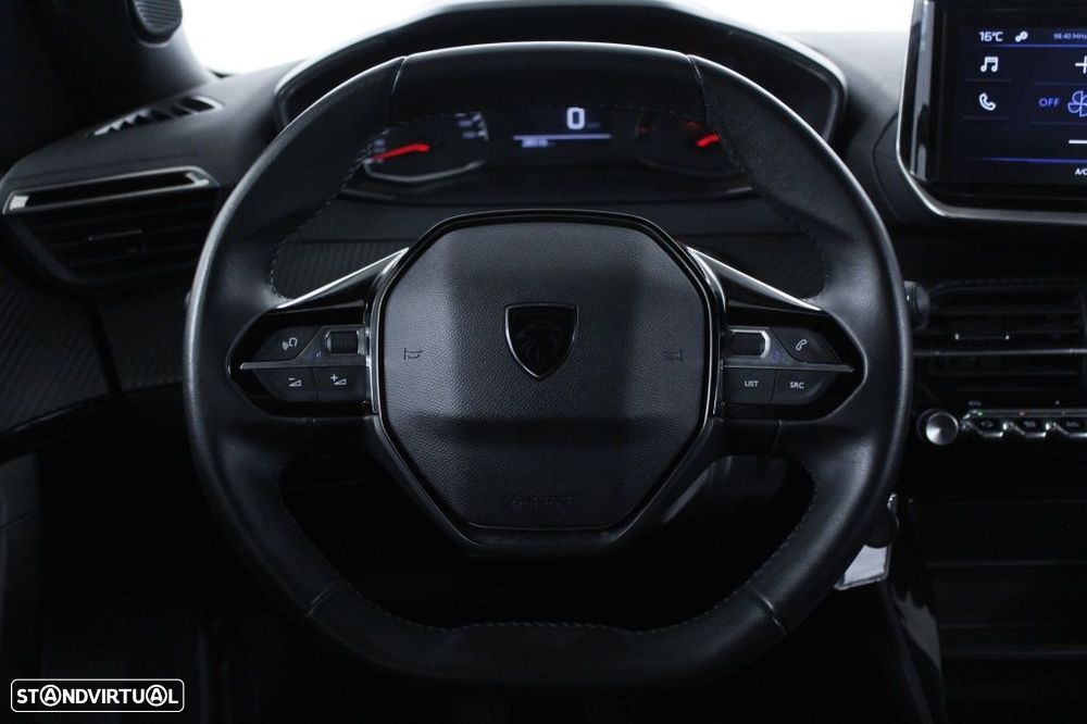 Peugeot 2008 1.2 PureTech Style - 20
