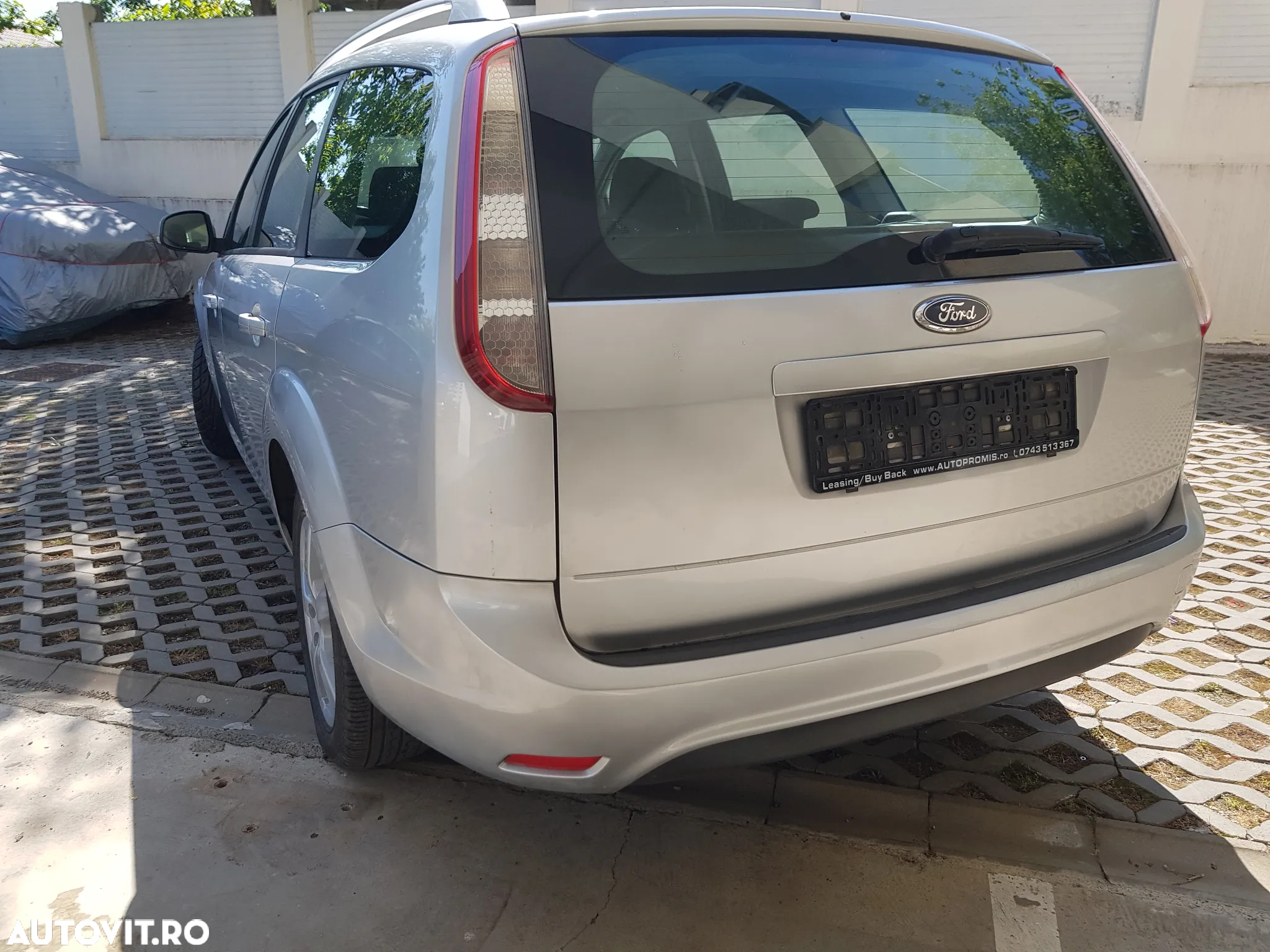 Ford Focus 1.6 TDCi DPF Style - 7