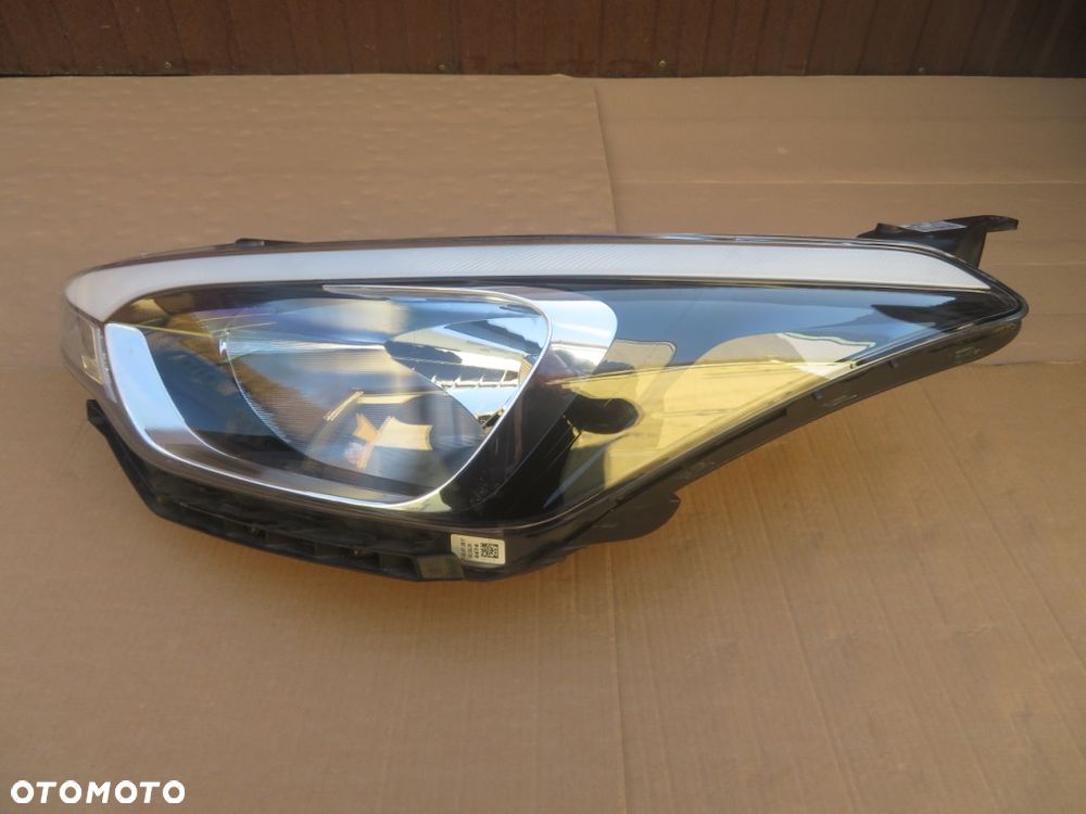 REFLEKTOR LEWY HYUNDAI I20 II 14-20R 92101C8000 DEMONTAŻ KRAKÓW - 5