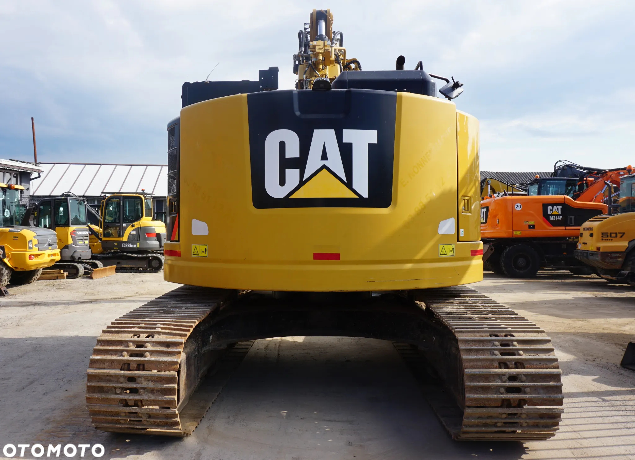 Caterpillar CAT 325 F - 5