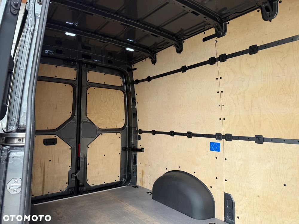 Volkswagen Crafter L2H2 - 13
