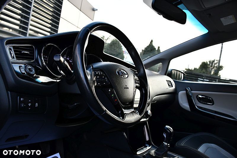 Kia Ceed 1.6 GDI Platinum Edition - 11