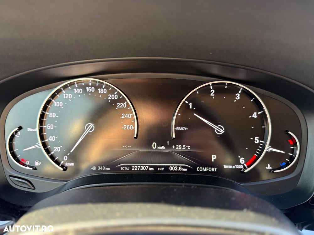 BMW Seria 5 520d AT - 22