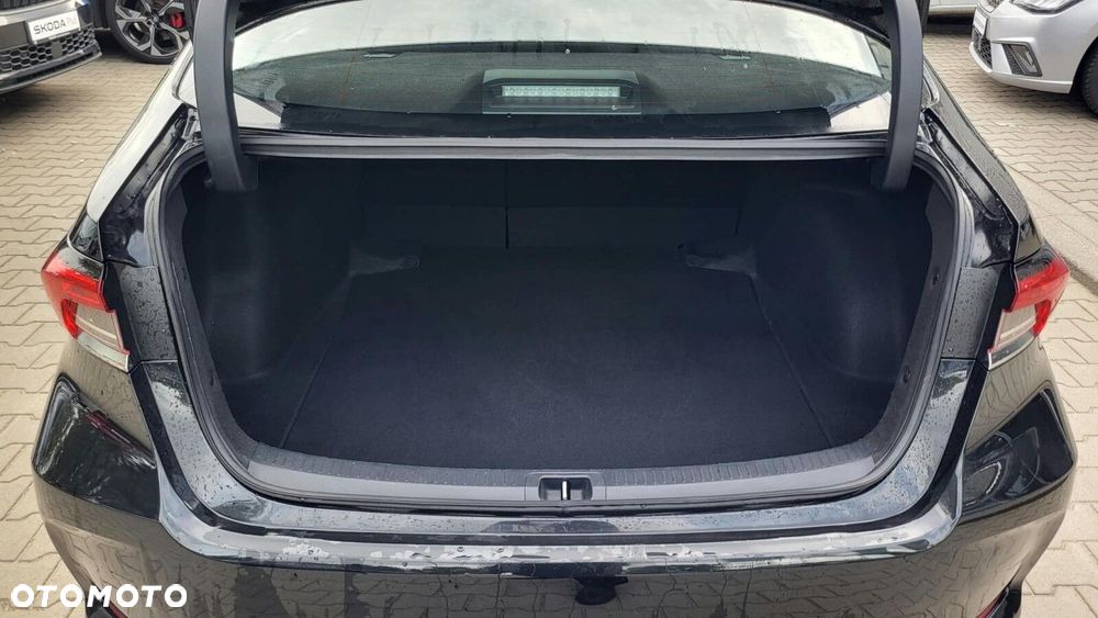 Toyota Corolla 1.5 Comfort - 13