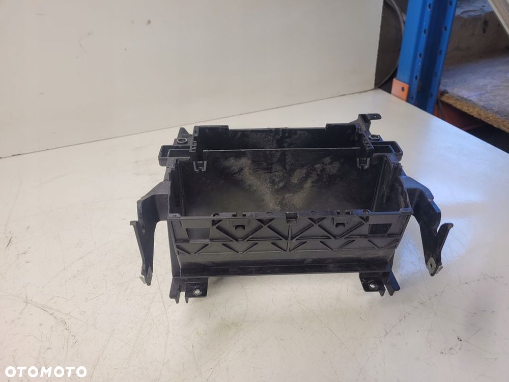 KOSZ MOCOWANIE ZMIENIARKI NAWIEWU Q7 4L2858005A UK - 2