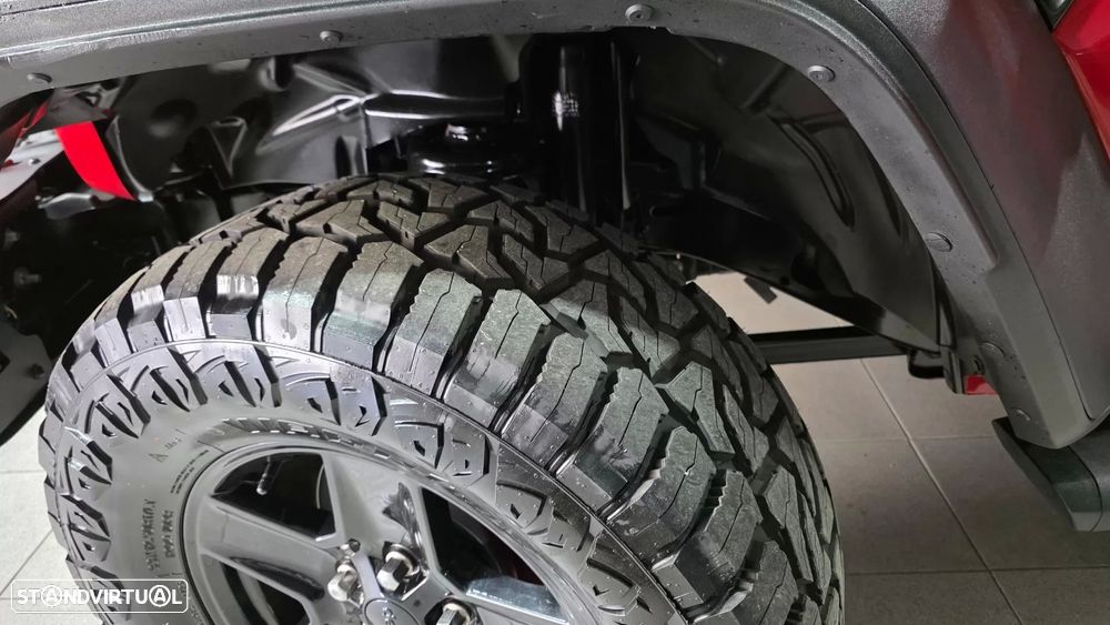 Jeep Gladiator 3.0 CRD Sport AT8 - 29