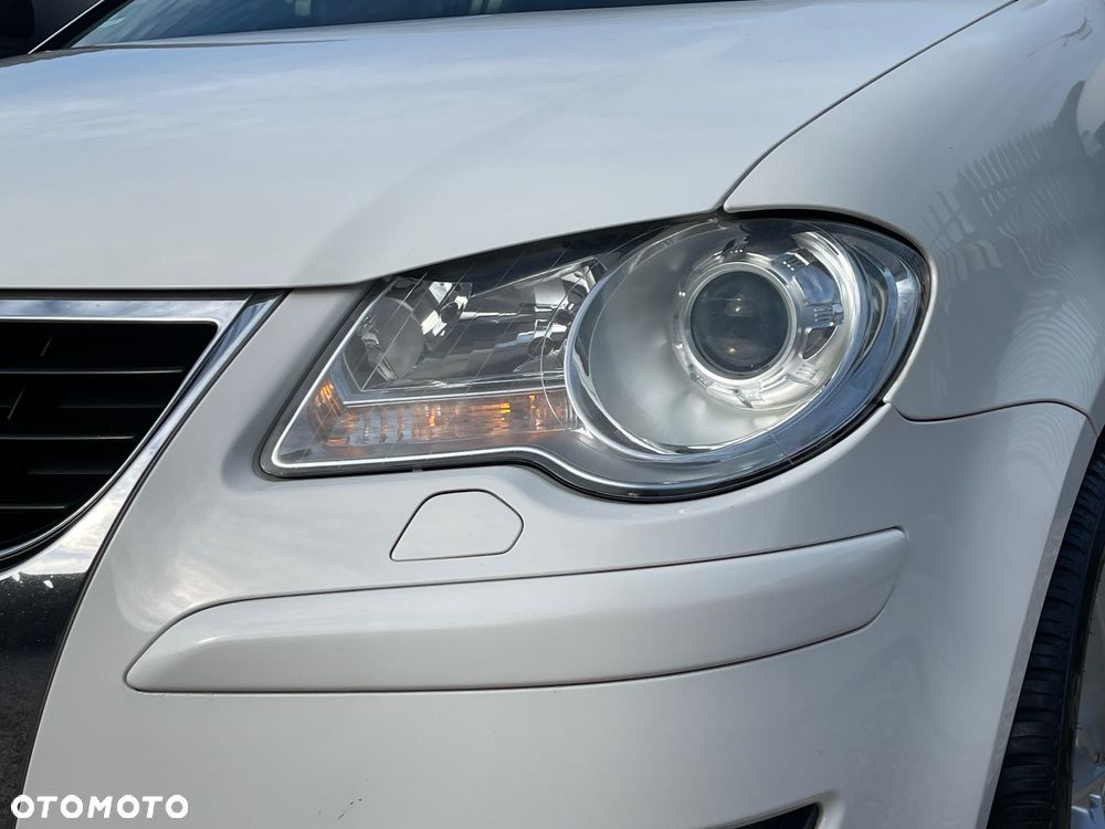 Volkswagen Touran 1.9 TDI DPF United - 11