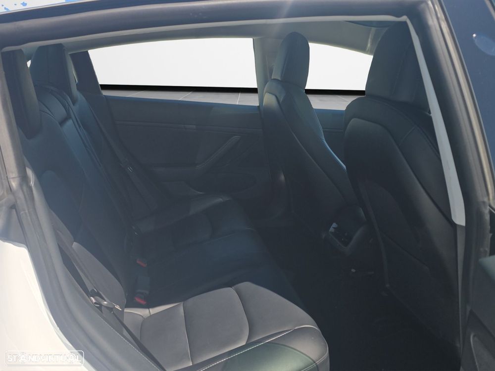 Tesla Model 3 Long-Range Dual Motor AWD - 19