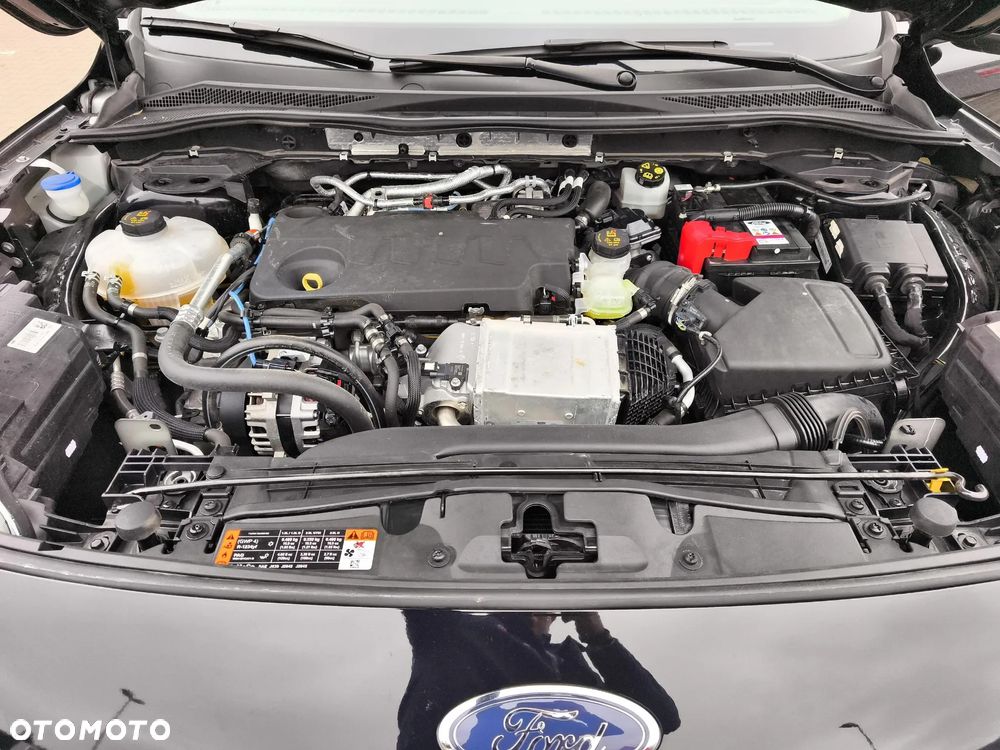 Ford Kuga - 17