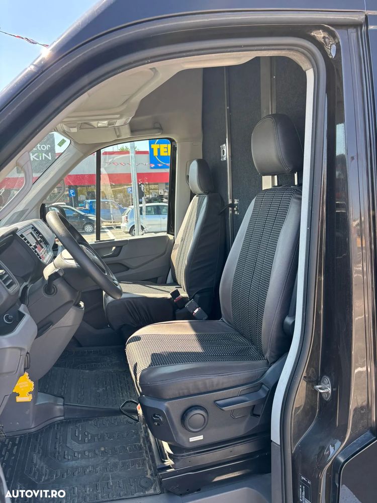 Volkswagen CRAFTER - 11