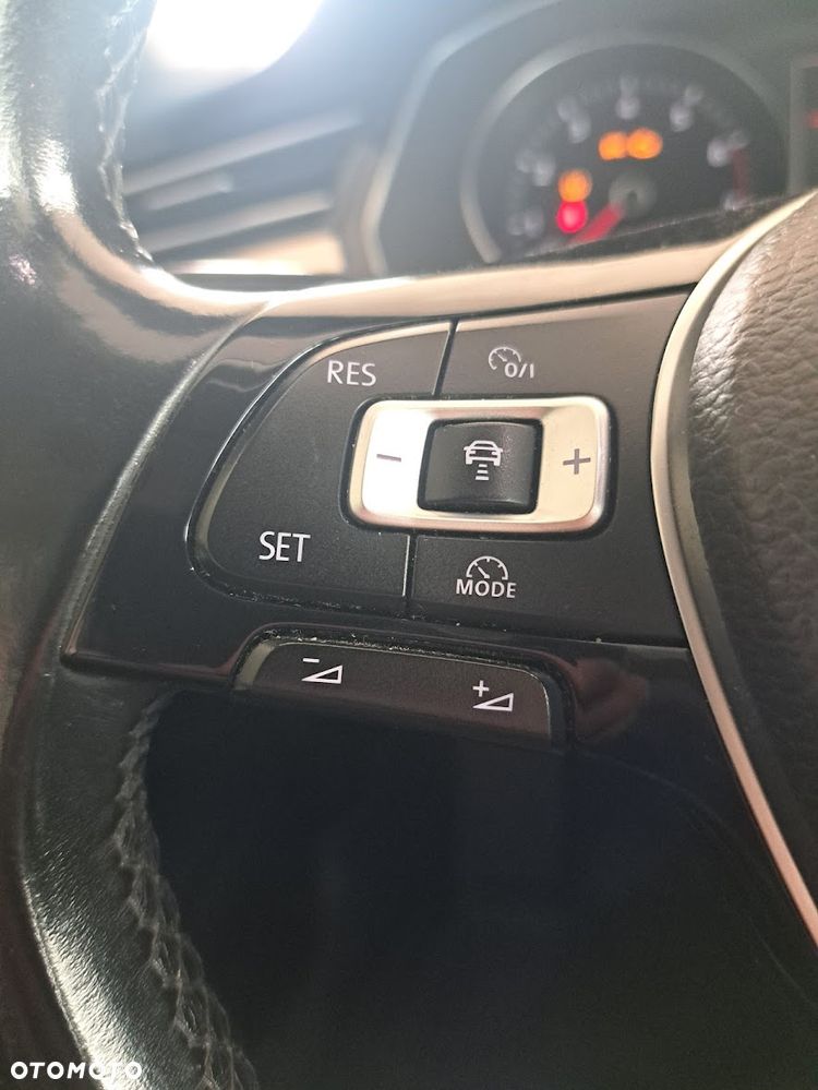 Volkswagen Passat 1.8 TSI BMT Highline DSG - 12