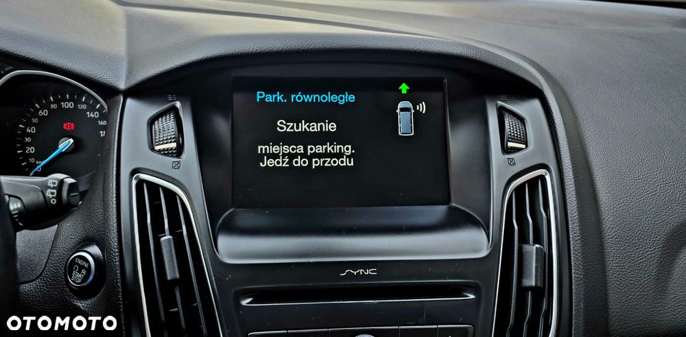 Ford Focus 1.0 EcoBoost Titanium - 5