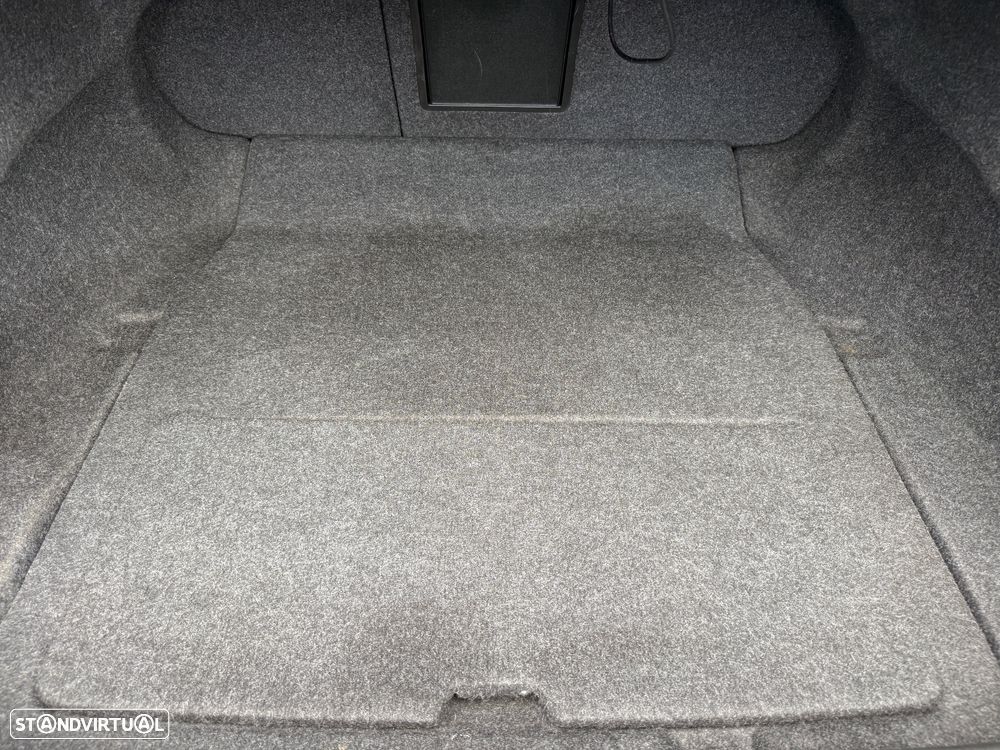 Volvo S60 2.0 D3 Momentum Start/Stop - 25