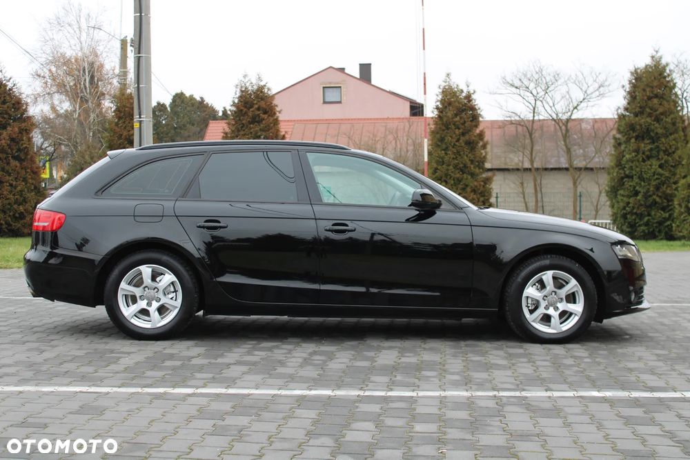 Audi A4 Avant 2.0 TFSI Attraction - 9
