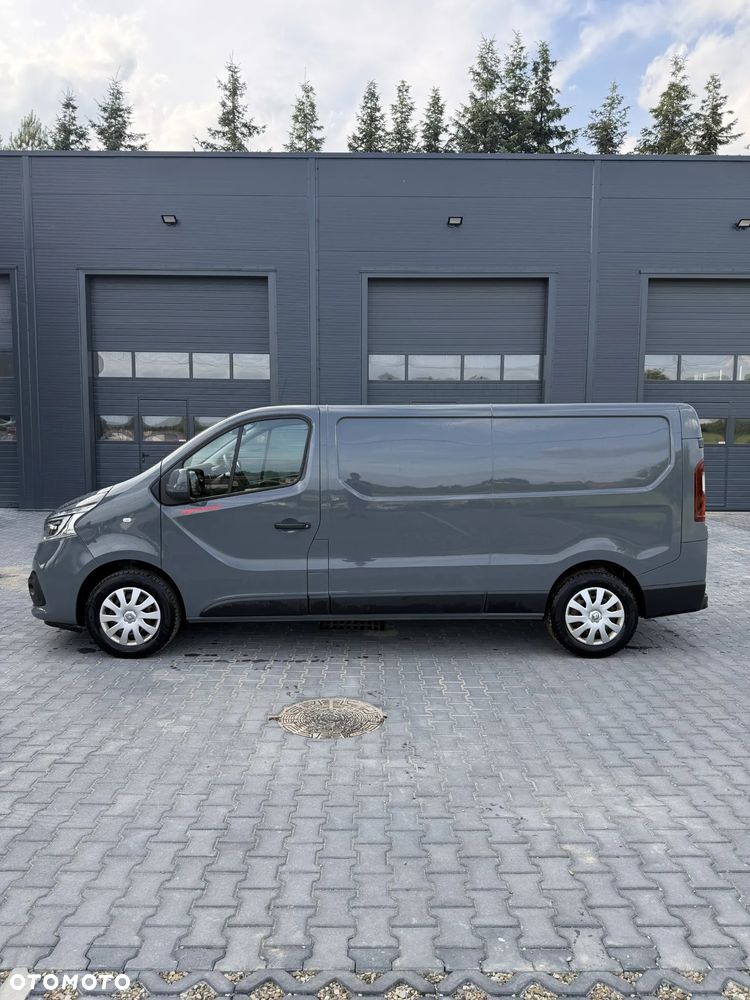 Renault TRAFIC - 2