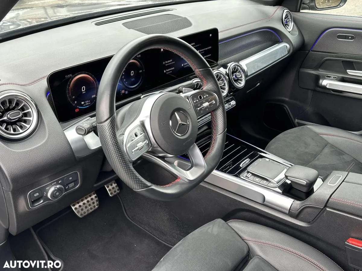 Mercedes-Benz EQB 300 4Matic AMG Line - 10