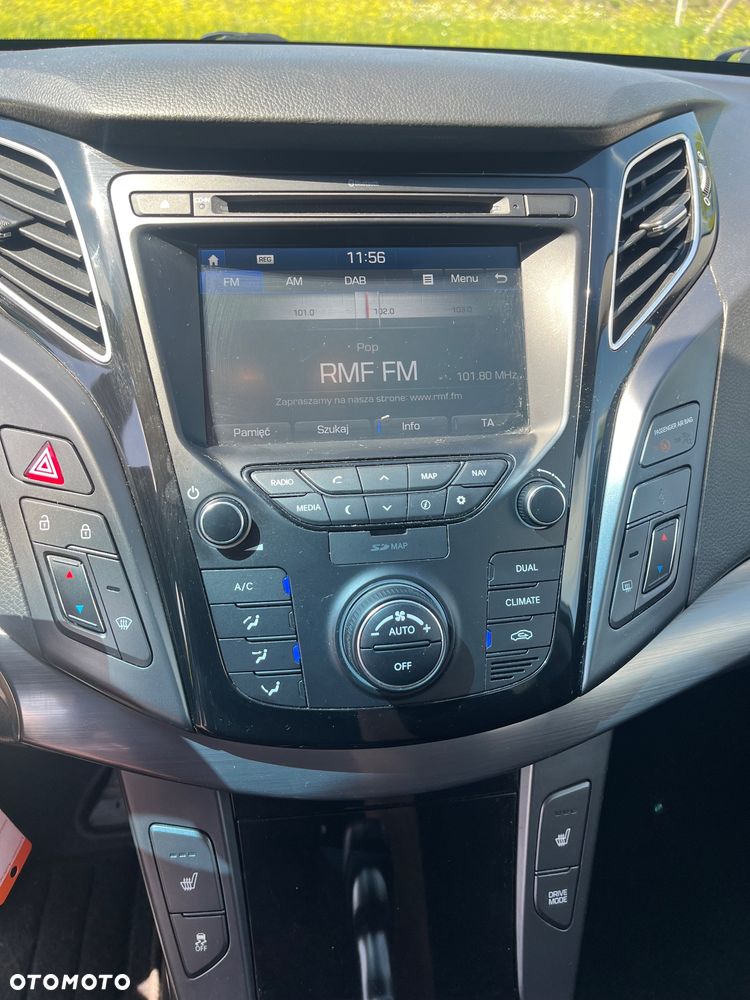 Hyundai i40 Kombi 1.7 CRDi Premium - 17
