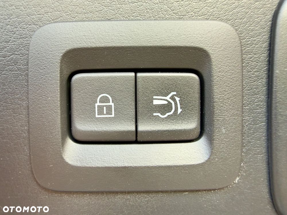 Mazda CX-30 SKYACTIV-X 2.0 M-Hybrid - 15