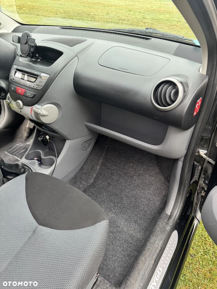 Toyota Aygo - 12