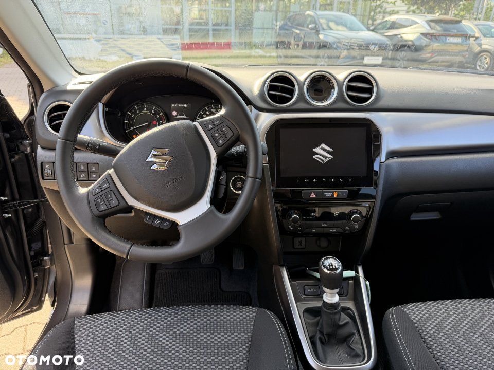 Suzuki Vitara - 8