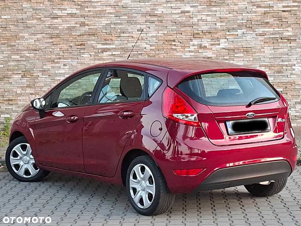 Ford Fiesta 1.25 Champions Edition - 17